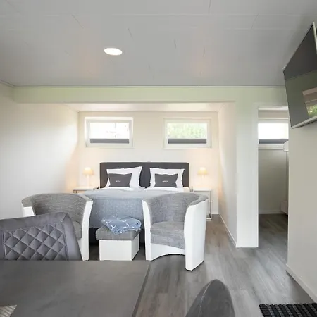 Apartment Neuwarft, 2 Dagebuell