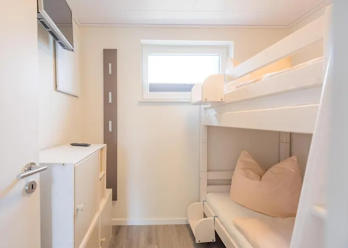 Neuwarft, 2 아파트 *